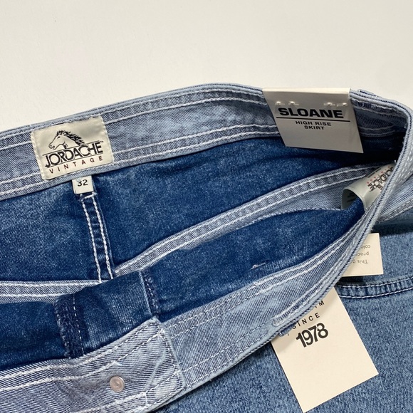 Jordache Vintage Sloane Yoke Front Skirt - Picture 8 of 9